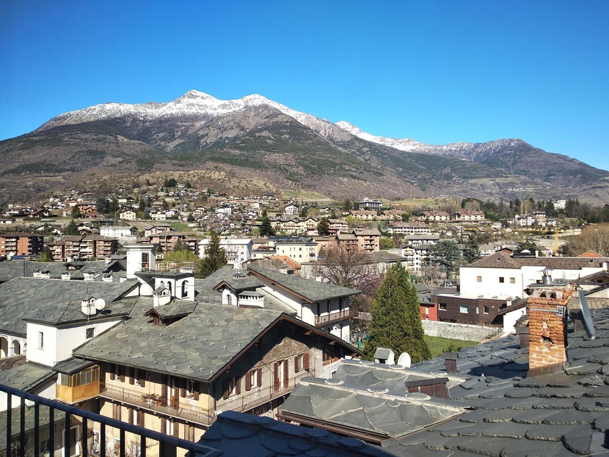 Maison Soleil - In Mansarda - Affitti Brevi Italia Aosta Exterior photo